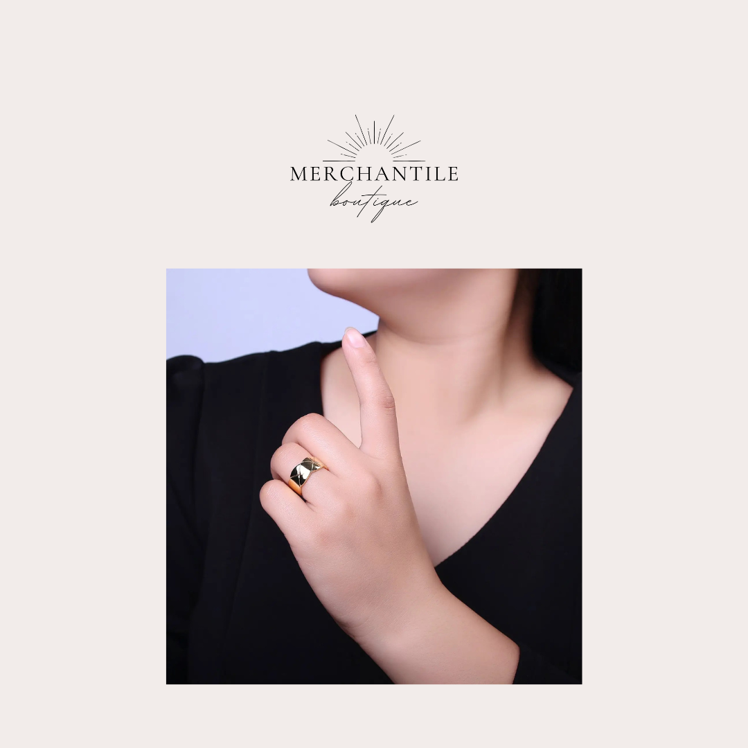 Chic Checkered Ring