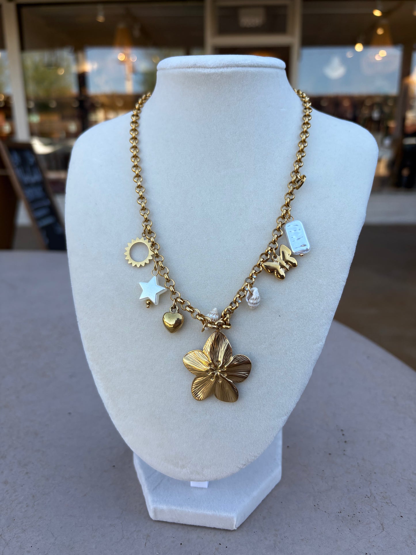 Floral And Pearl Nontarnish Charm Necklace